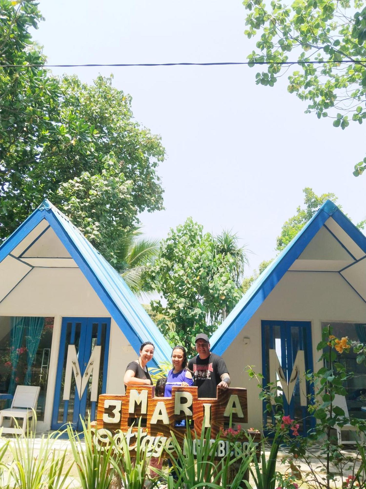 Tria Maria Cottage Ngurbloat Стая снимка