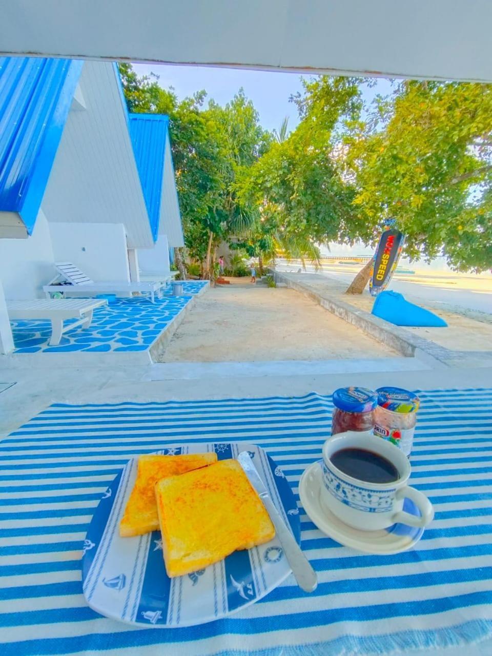 Tria Maria Cottage Ngurbloat Екстериор снимка