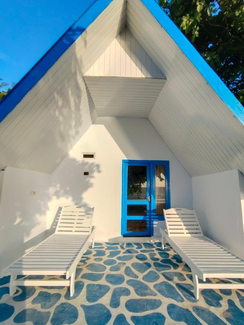 Tria Maria Cottage Ngurbloat Екстериор снимка