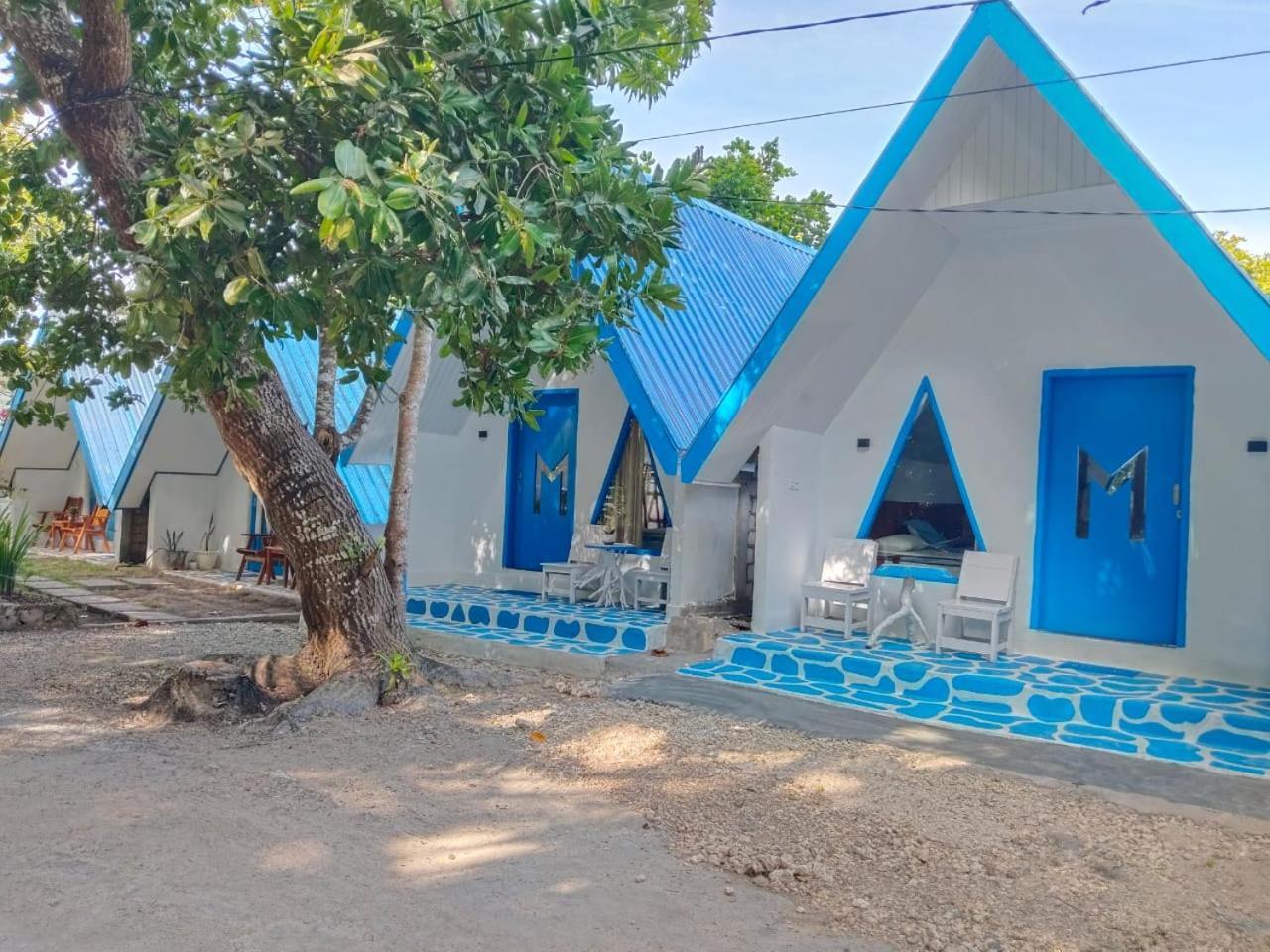Tria Maria Cottage Ngurbloat Екстериор снимка