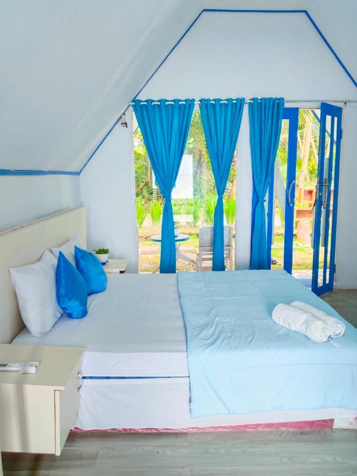 Tria Maria Cottage Ngurbloat Екстериор снимка