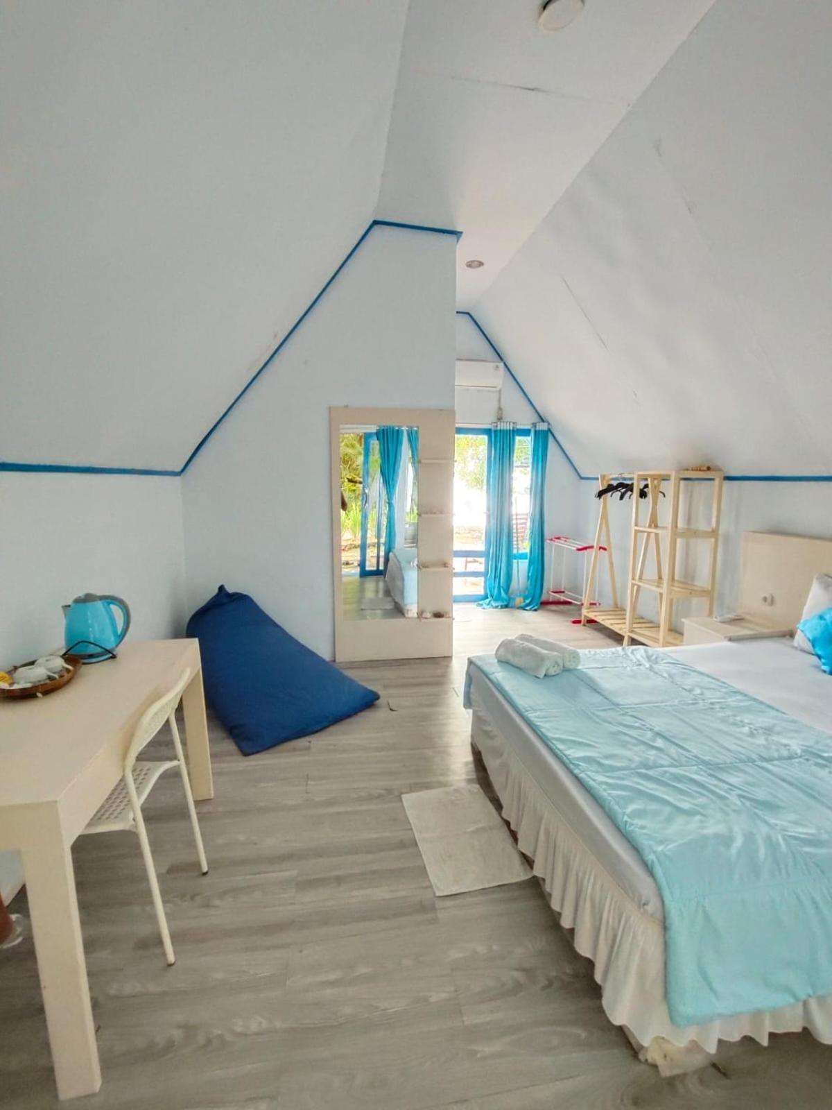 Tria Maria Cottage Ngurbloat Екстериор снимка